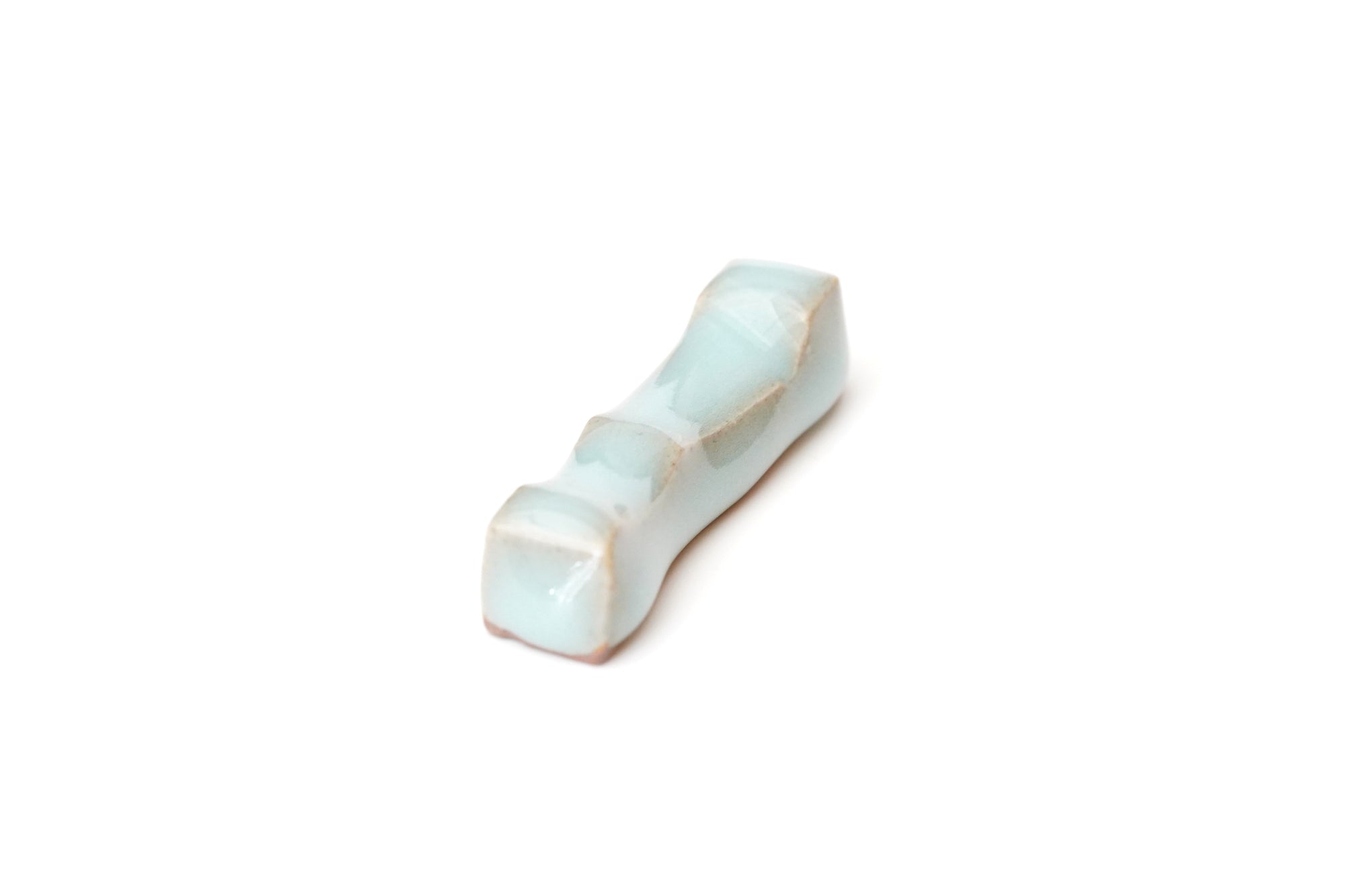 [Taku Kiyama] Powdered celadon astragalus