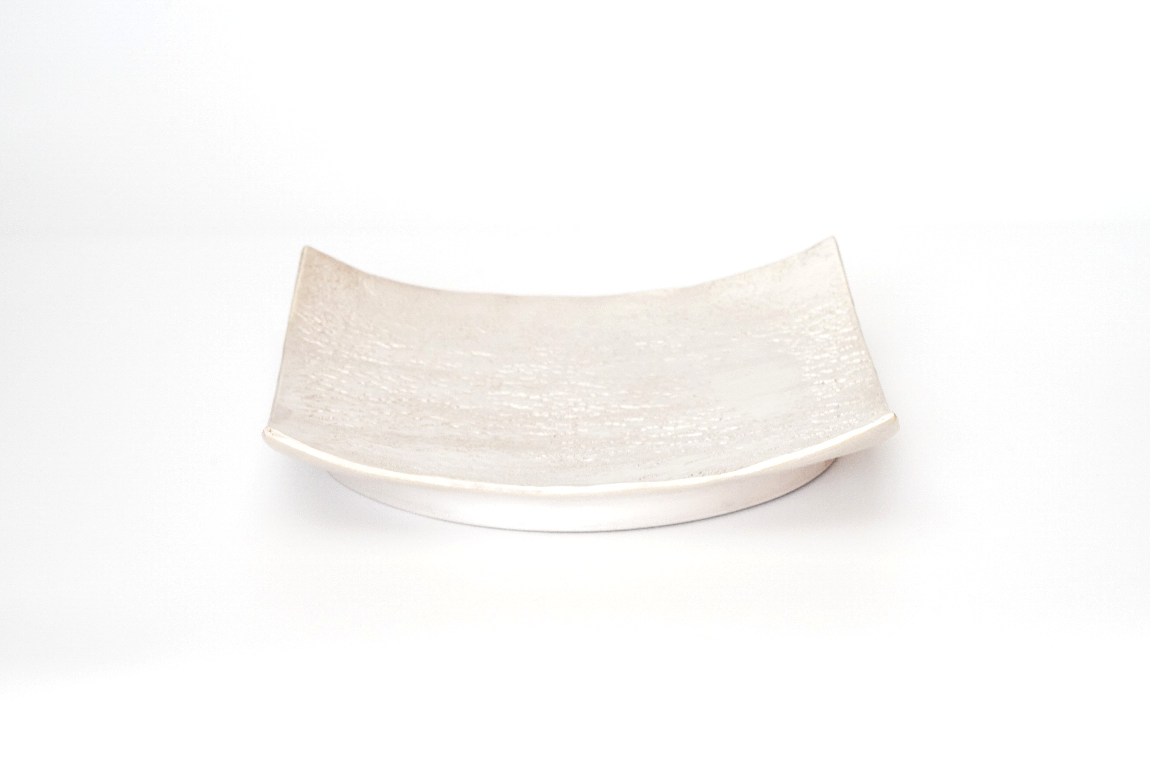 野田里美 – うつわ御結