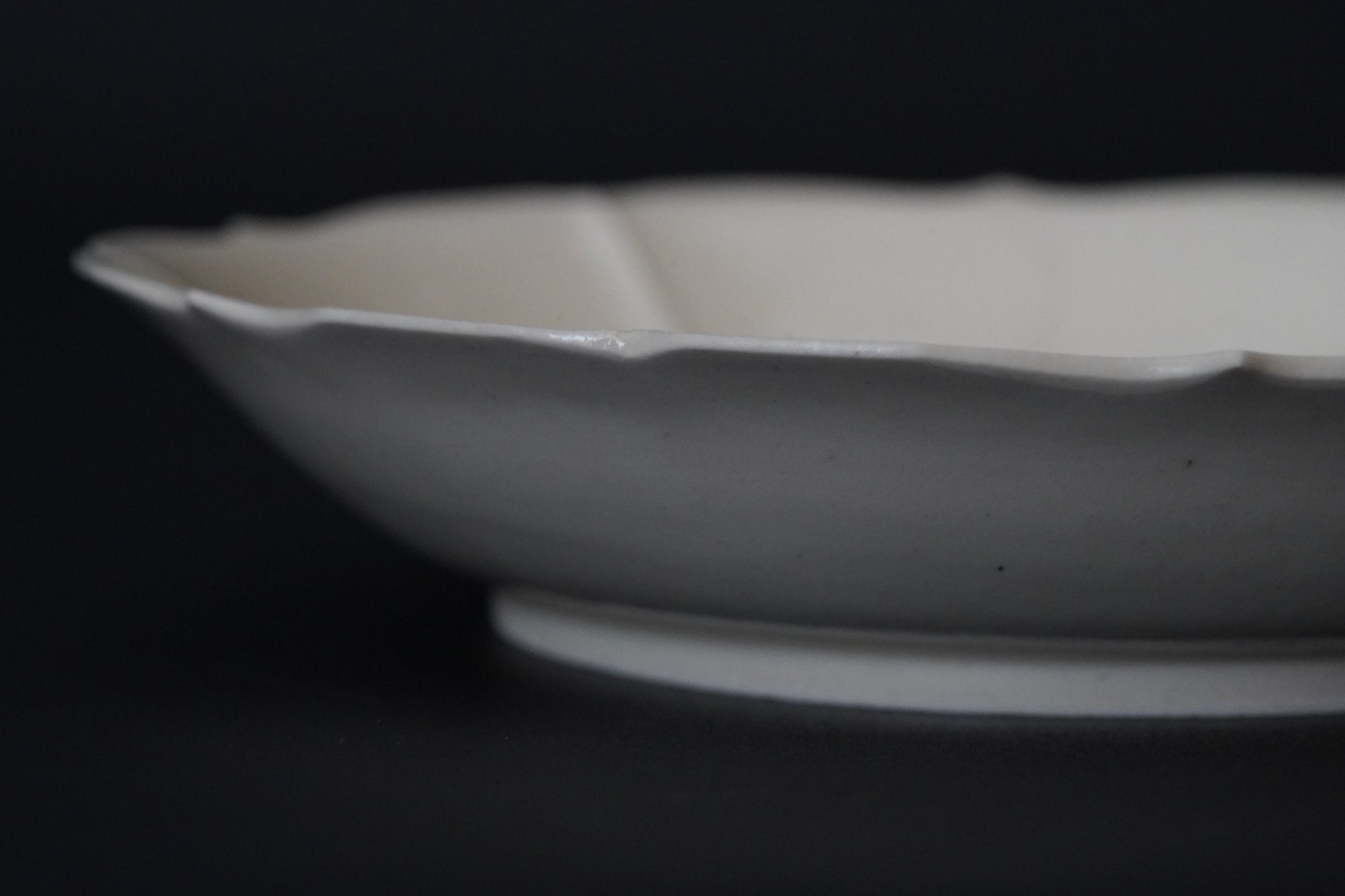 [Joe Harada] White seal flower flower pattern chrysanthemum petal board