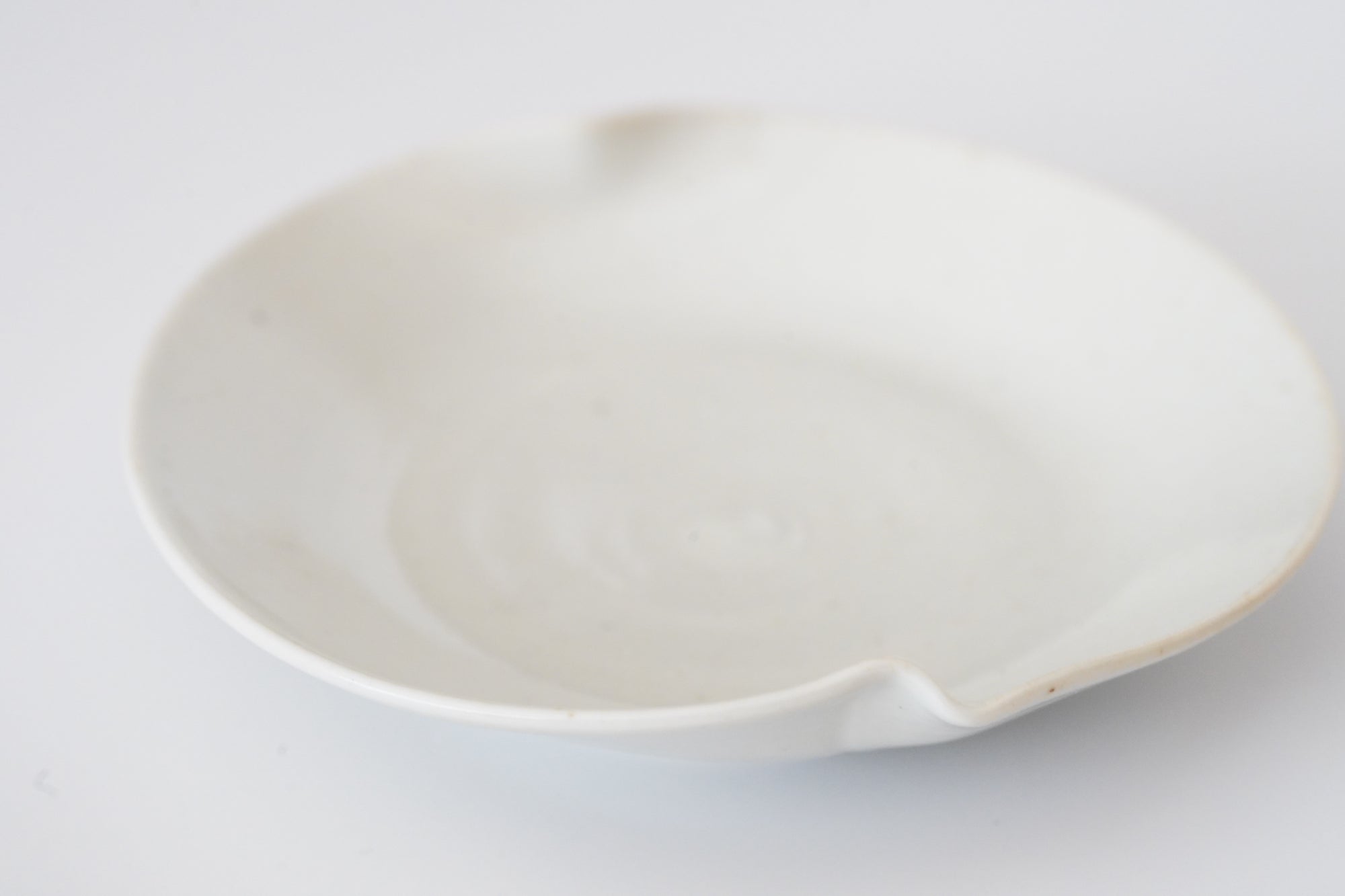 【幾田晴子】白瓷桃小皿