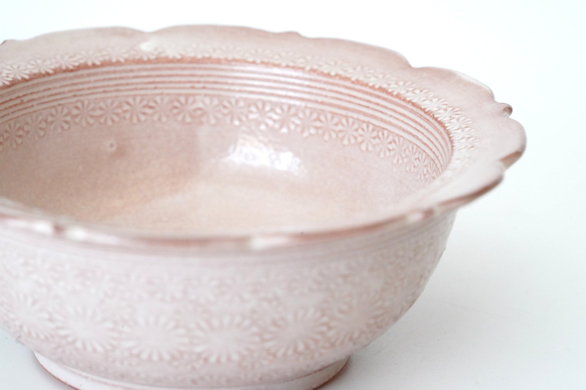 【宮里絵美】白掛輪花小鉢