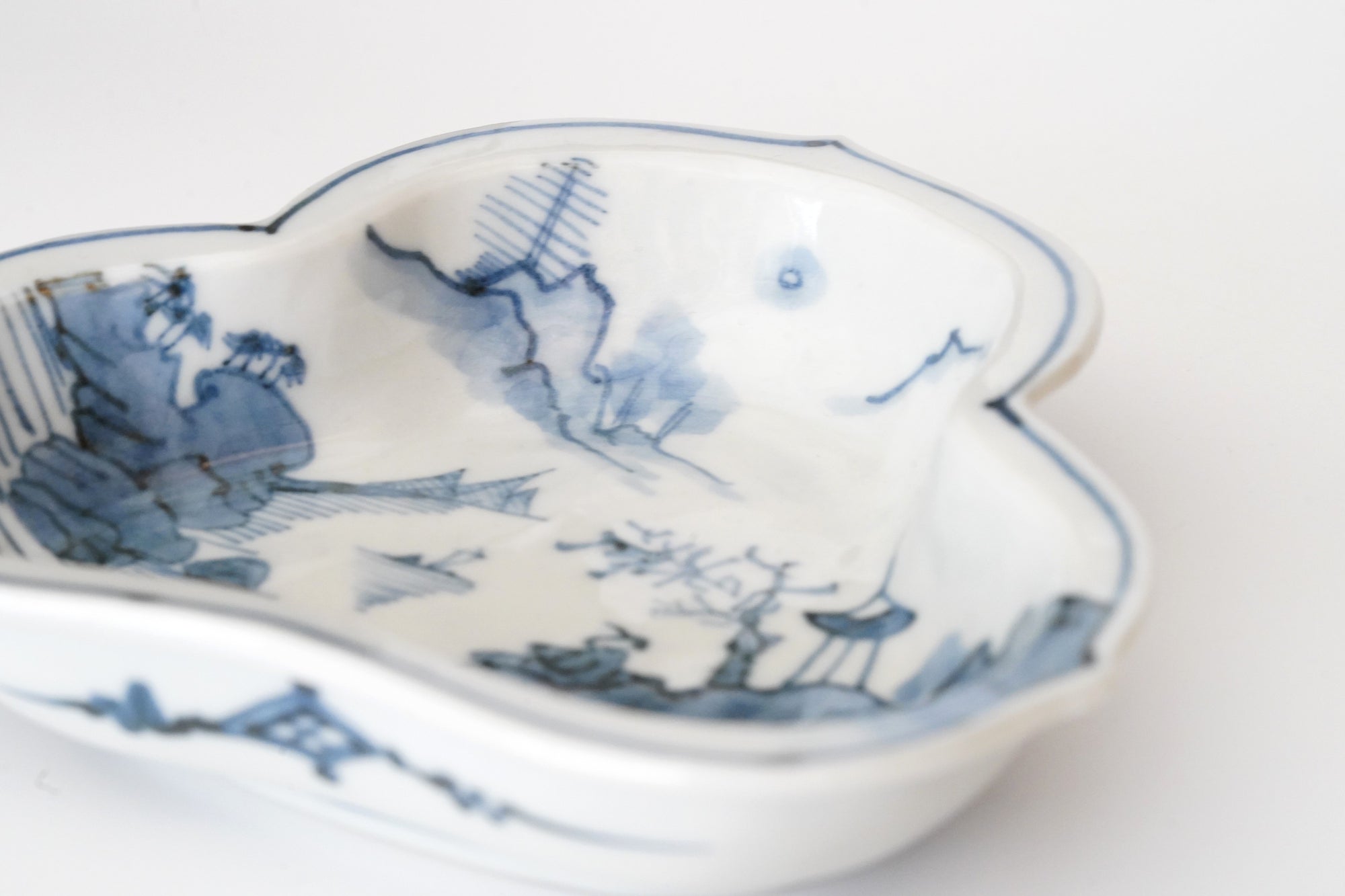 松型向付　染山水