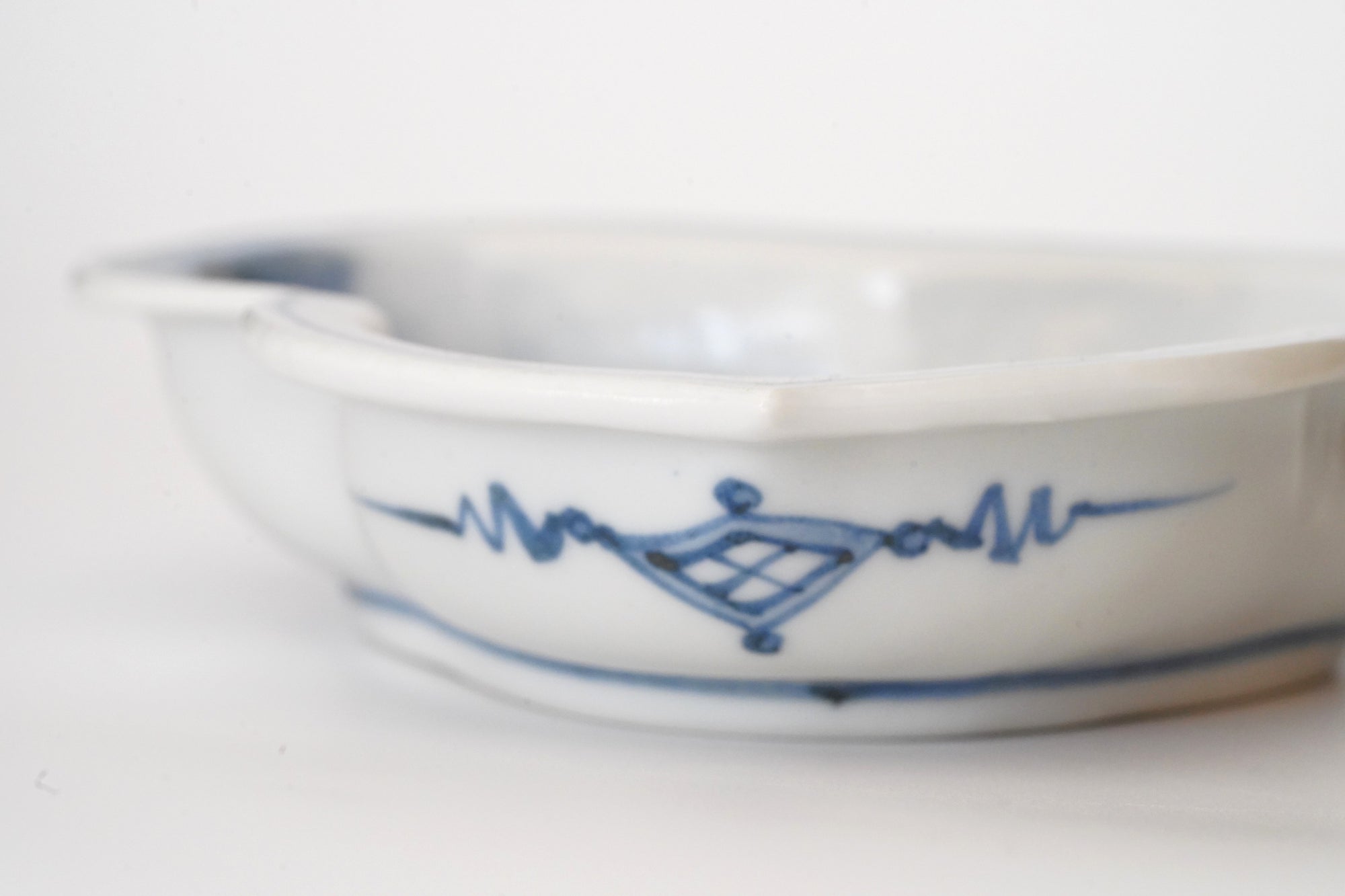 松型向付　染山水