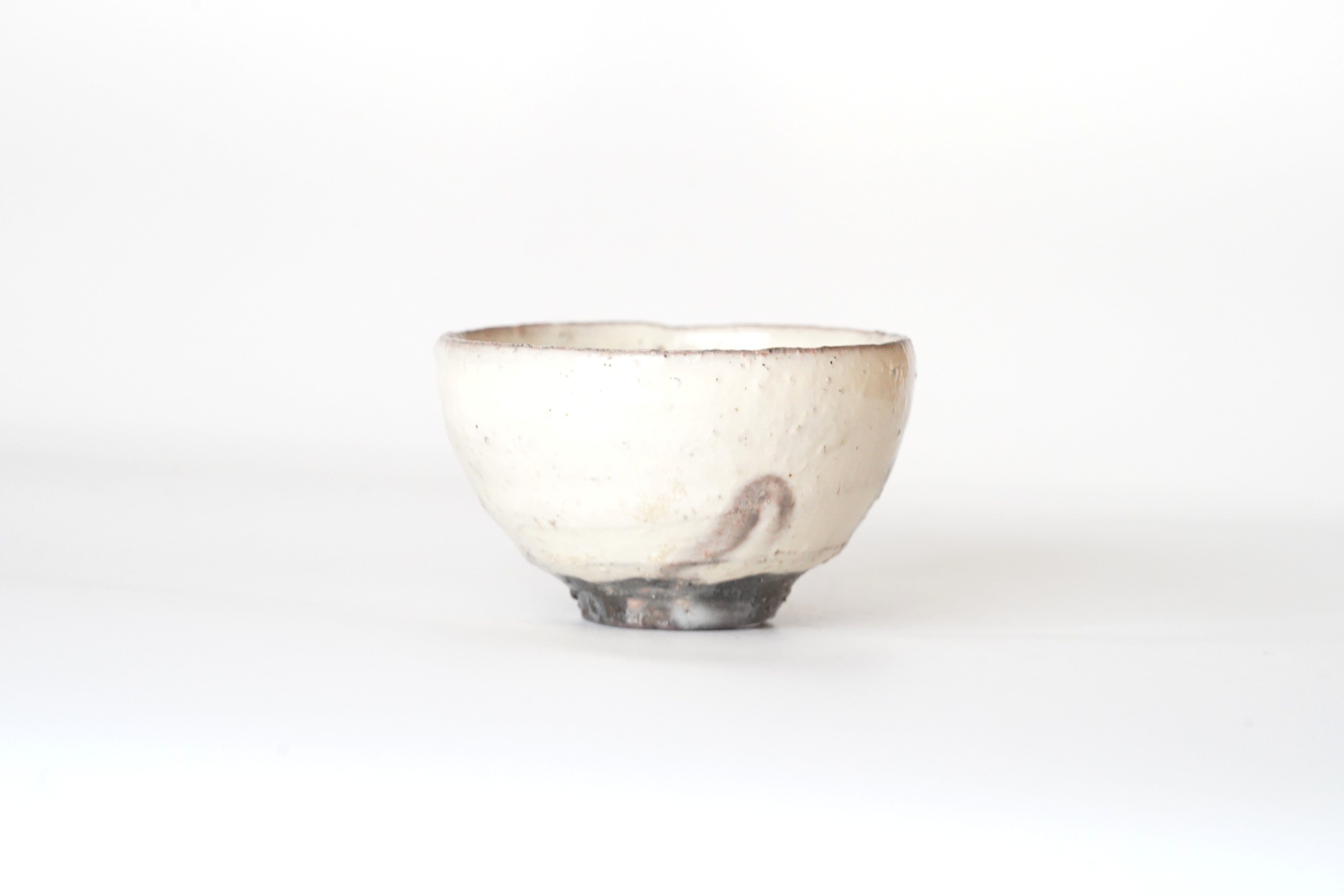 辻村 塊】粉引汲出 – うつわ御結