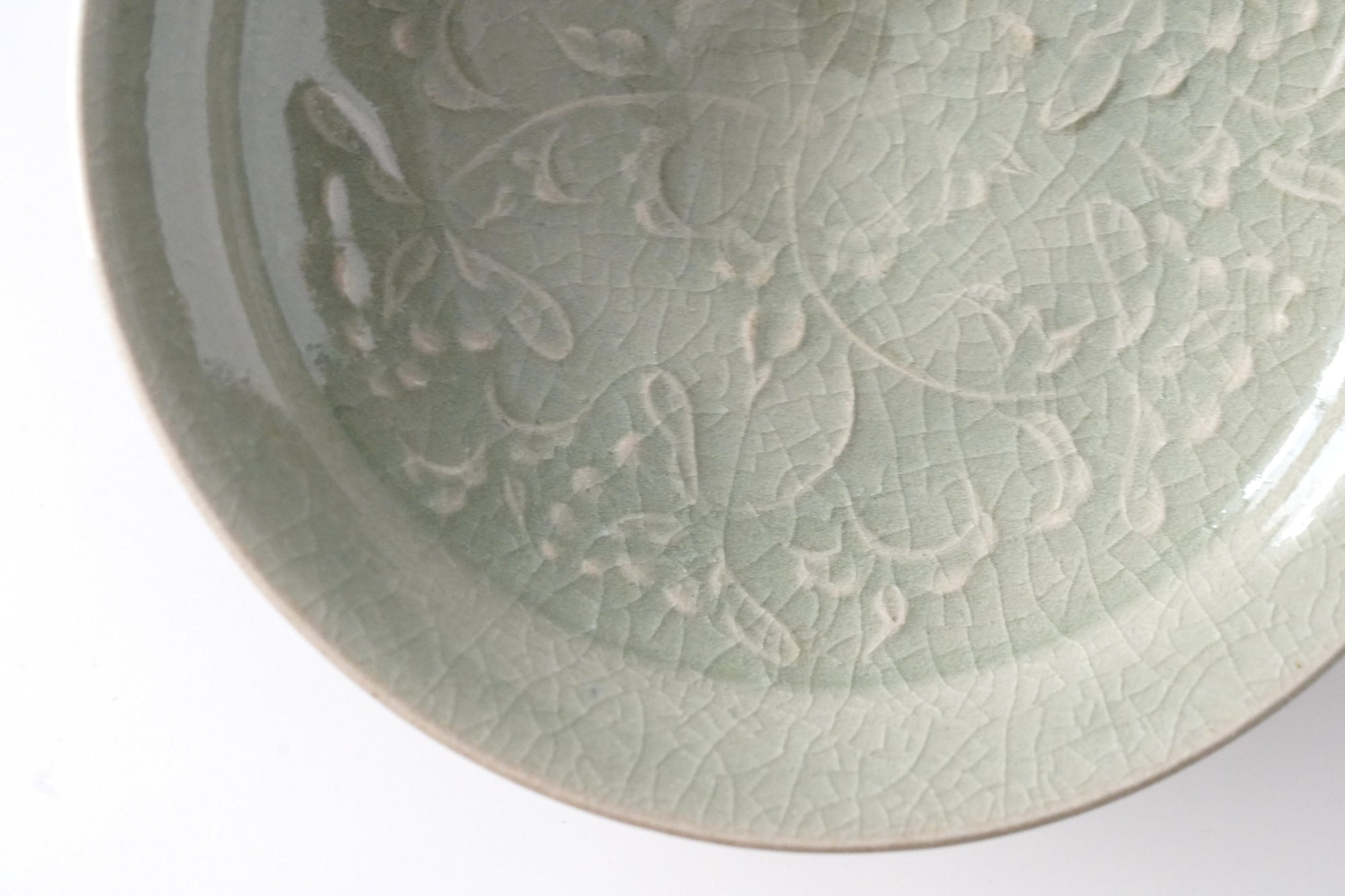 【川瀬竹秋】青瓷彫花文小鉢（A-09）　彩