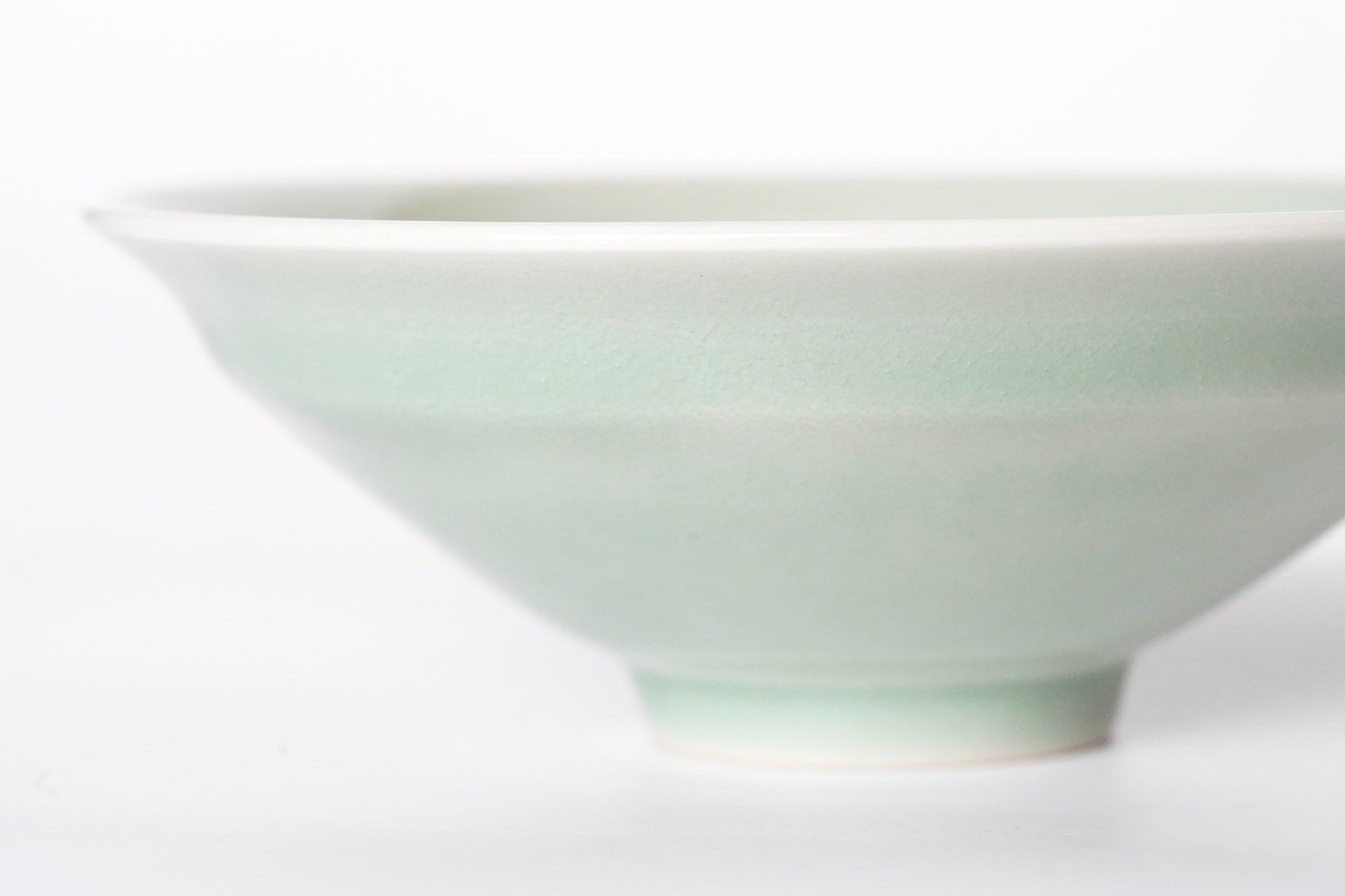 【川瀬竹秋】青白磁彫花文碗（A-10）