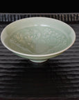 【川瀬竹秋】青白磁彫花文碗（A-10）