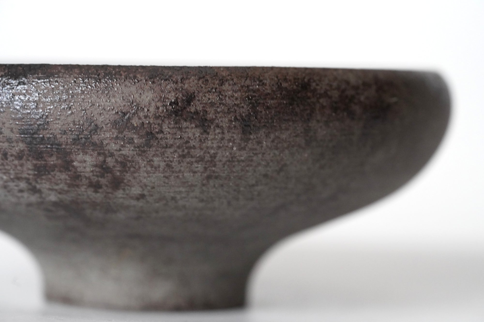 [Eiichi Shibuya] 地陶罐，小朱红色