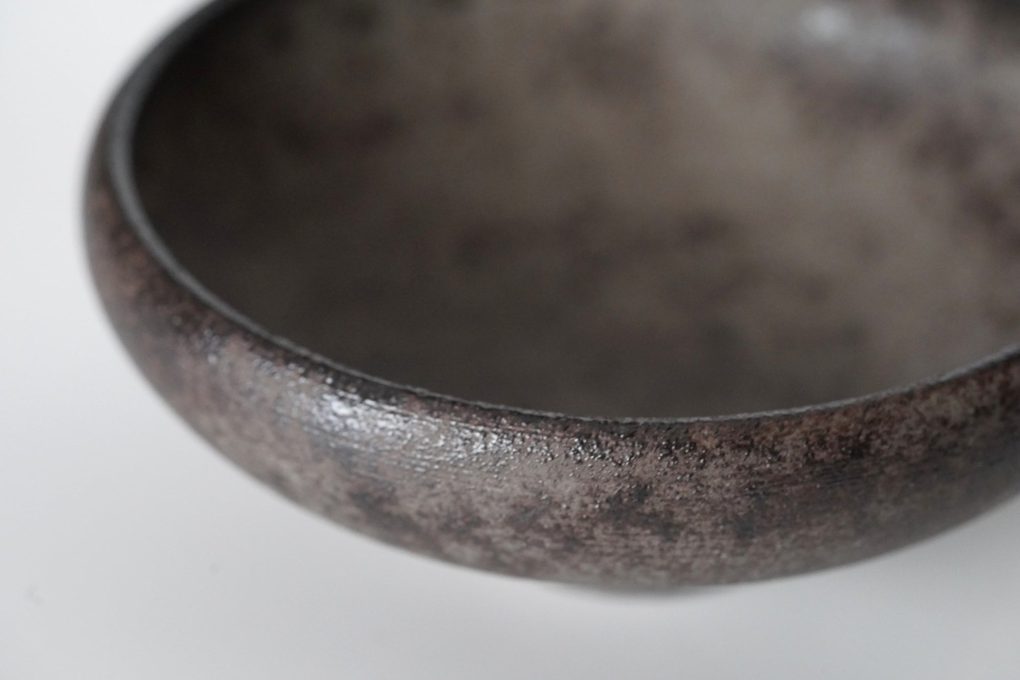 [Eiichi Shibuya] 地陶罐，小朱红色