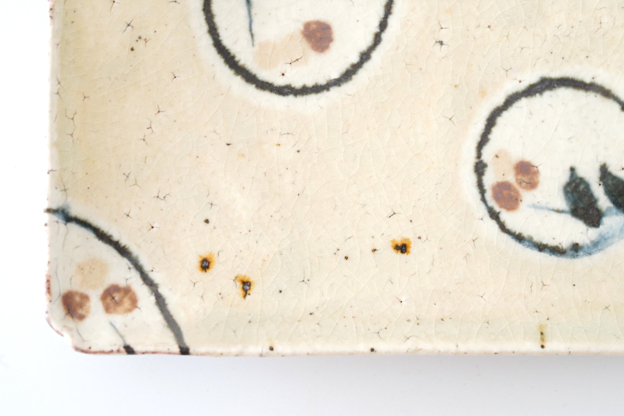 【杉本太郎】6×4寸角皿　白丸文