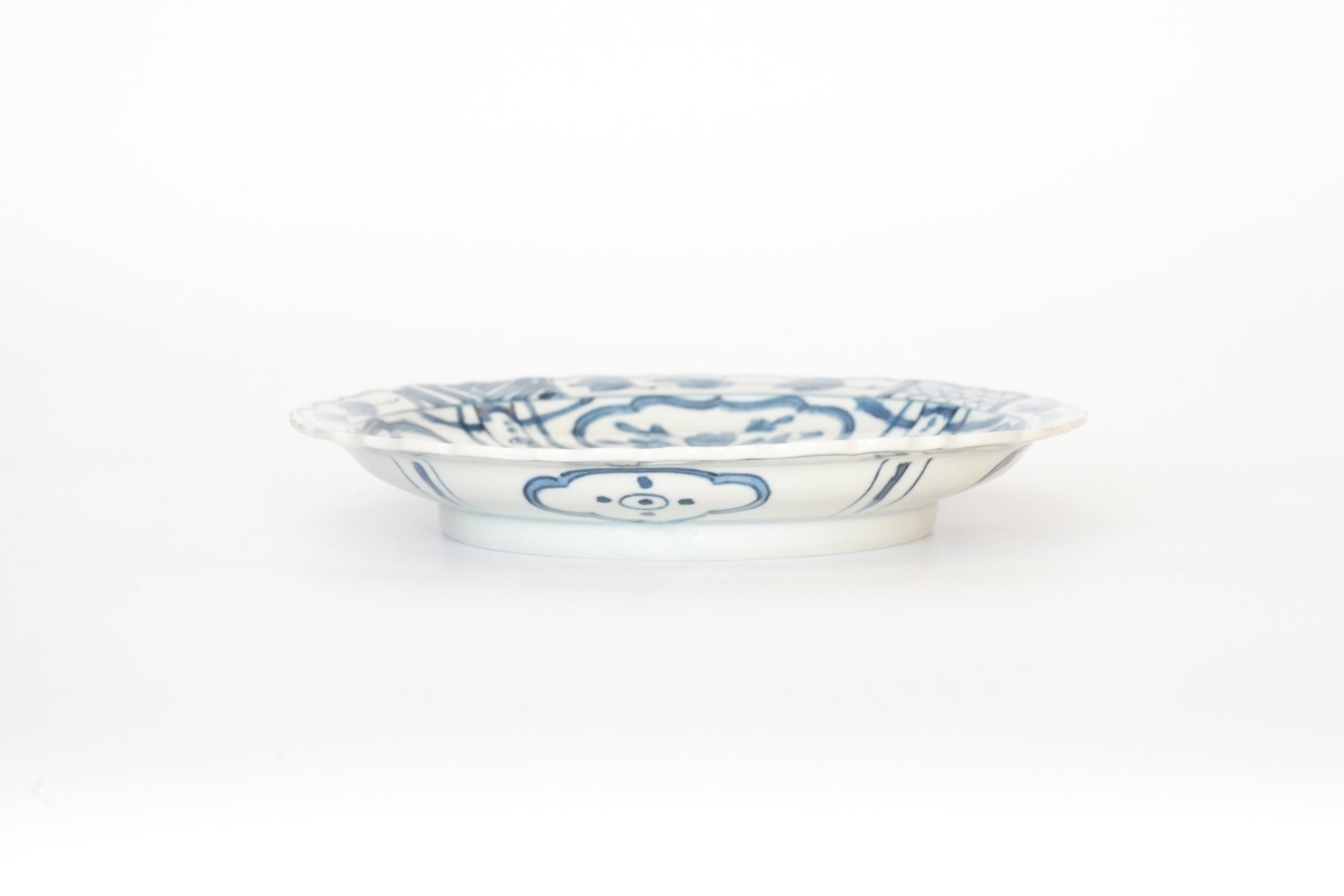 【柳川謙治】染付芙蓉手六寸五分皿