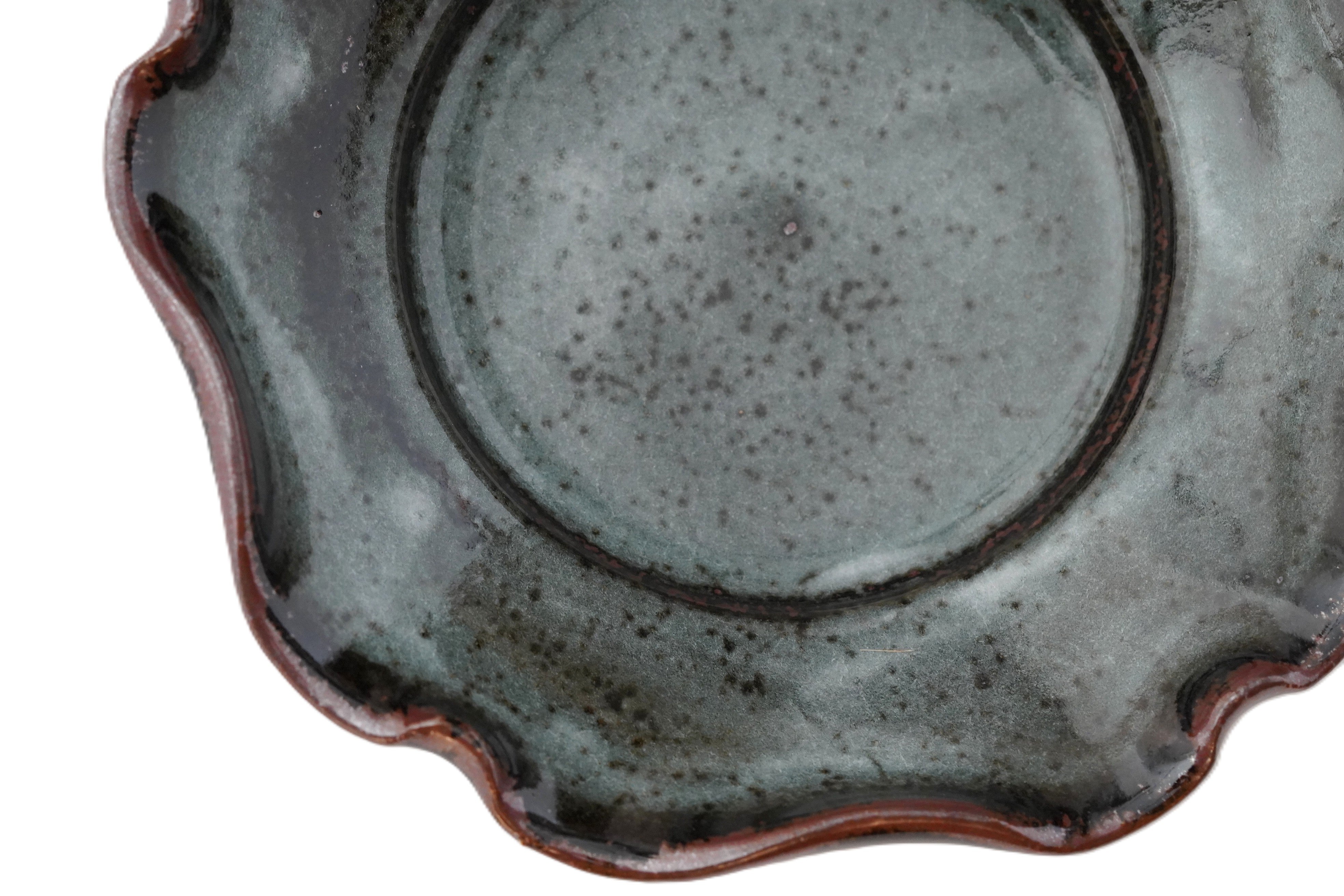 岡本作礼】蛇蝎唐津五弁皿 – うつわ御結