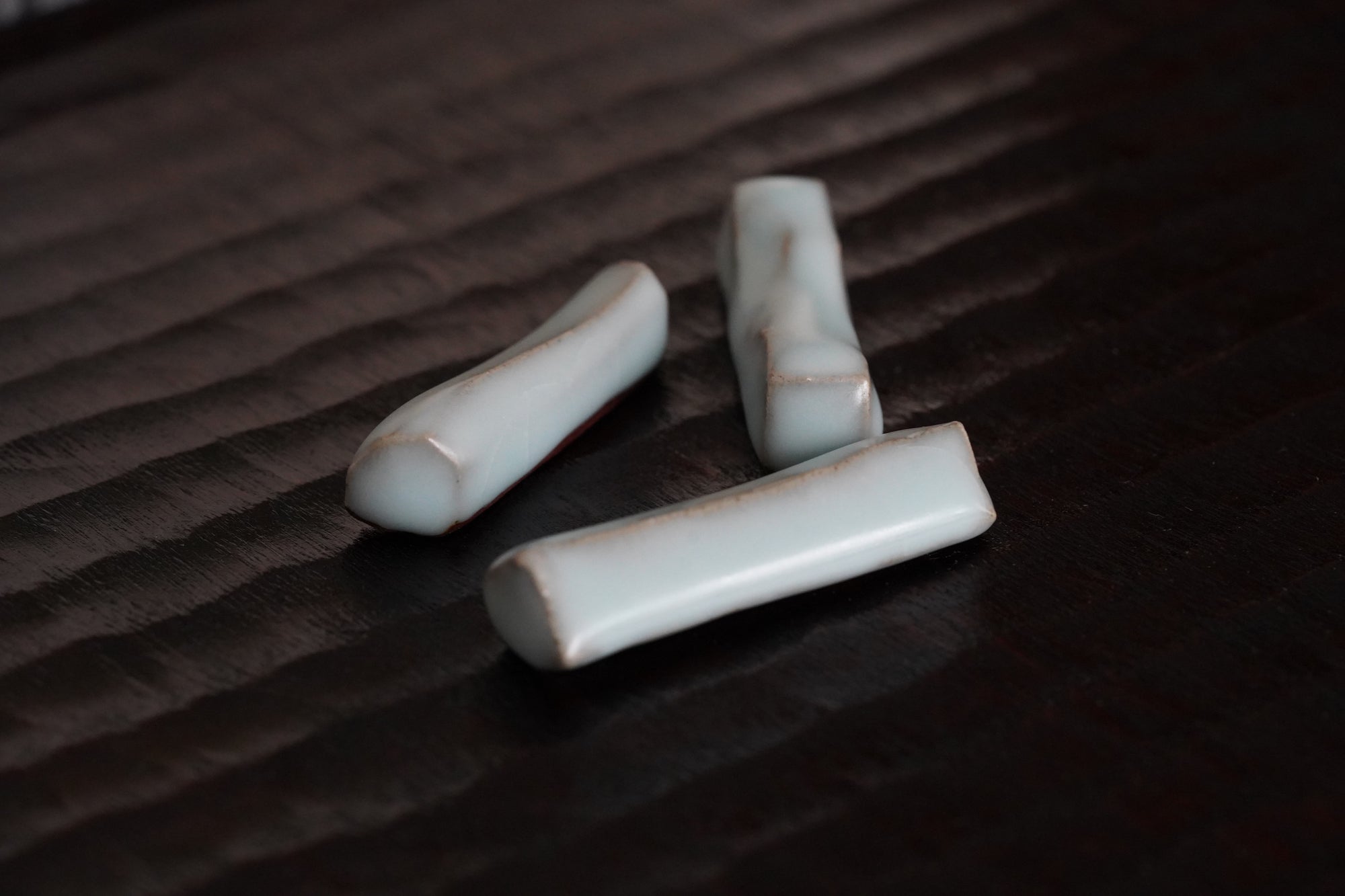 [Taku Kiyama] Powdered celadon astragalus