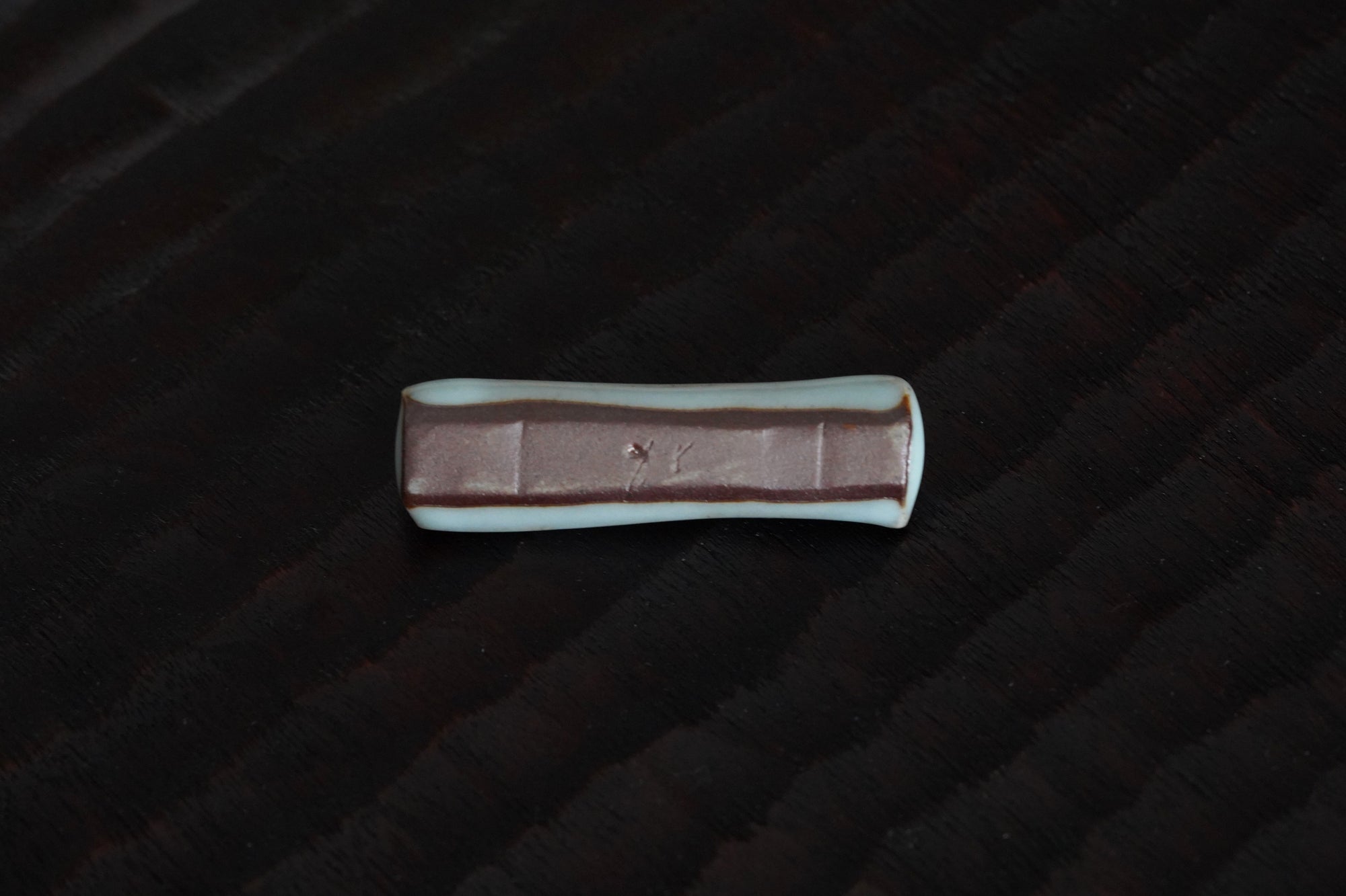 [Taku Kiyama] Powdered celadon astragalus