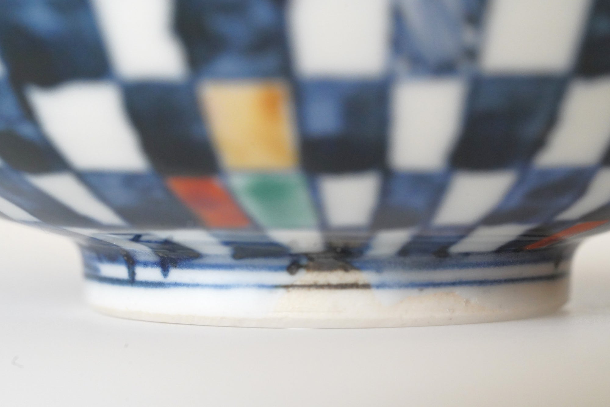 [Koji Kato] Five-colored monkey and deer pattern plate