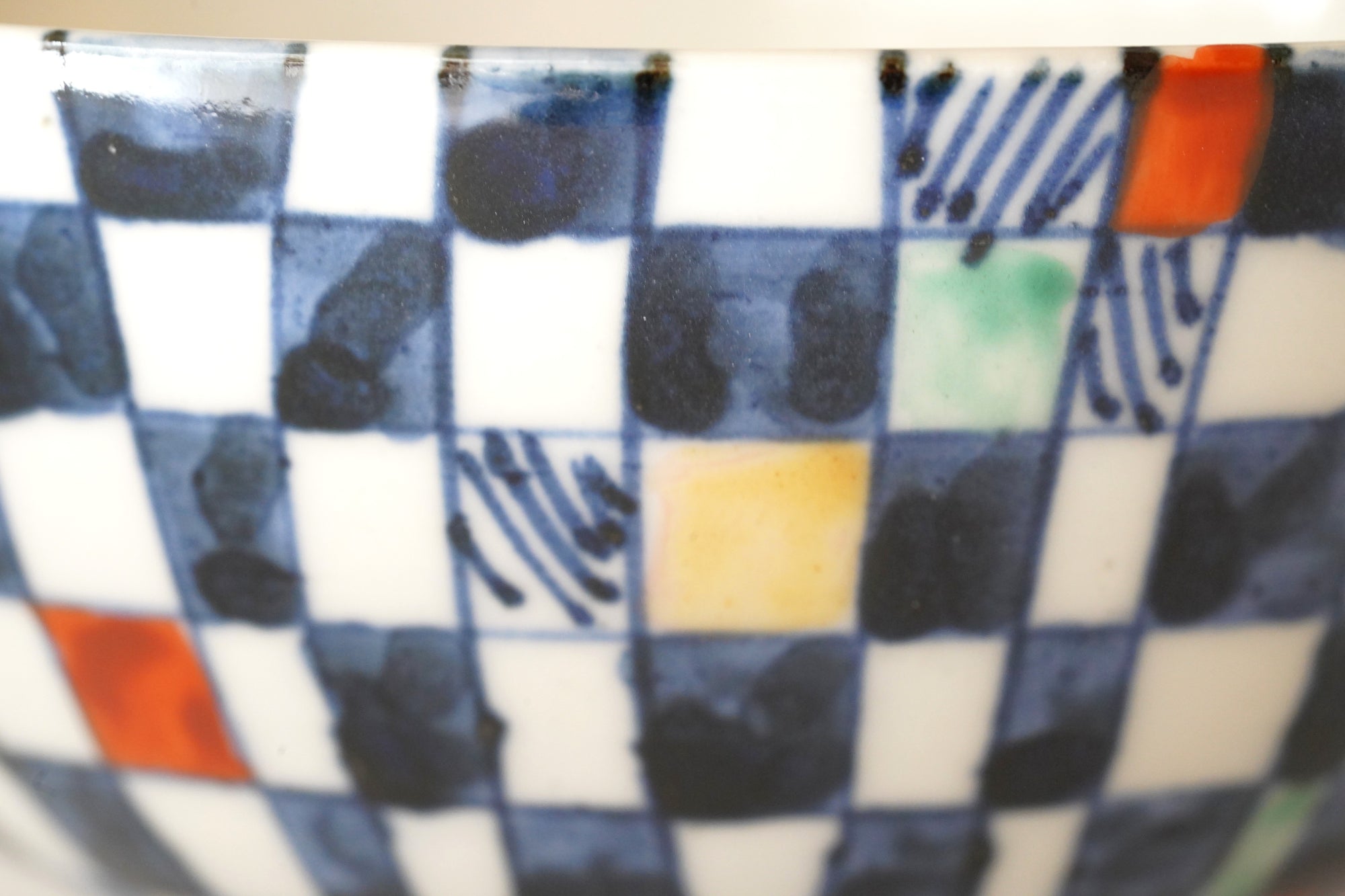 [Koji Kato] Five-colored monkey and deer pattern plate