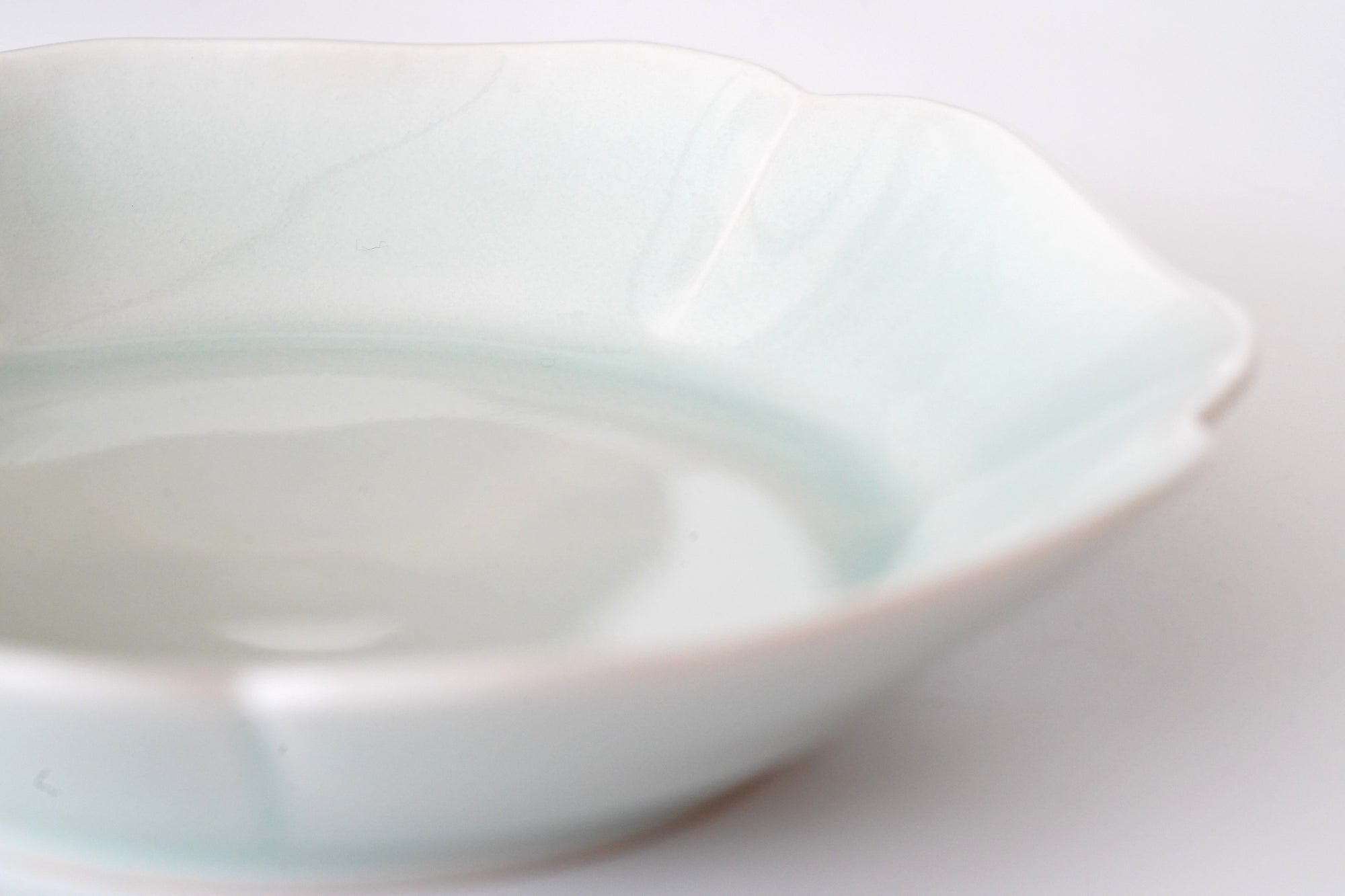 【川瀬竹秋】青白磁輪花鉢