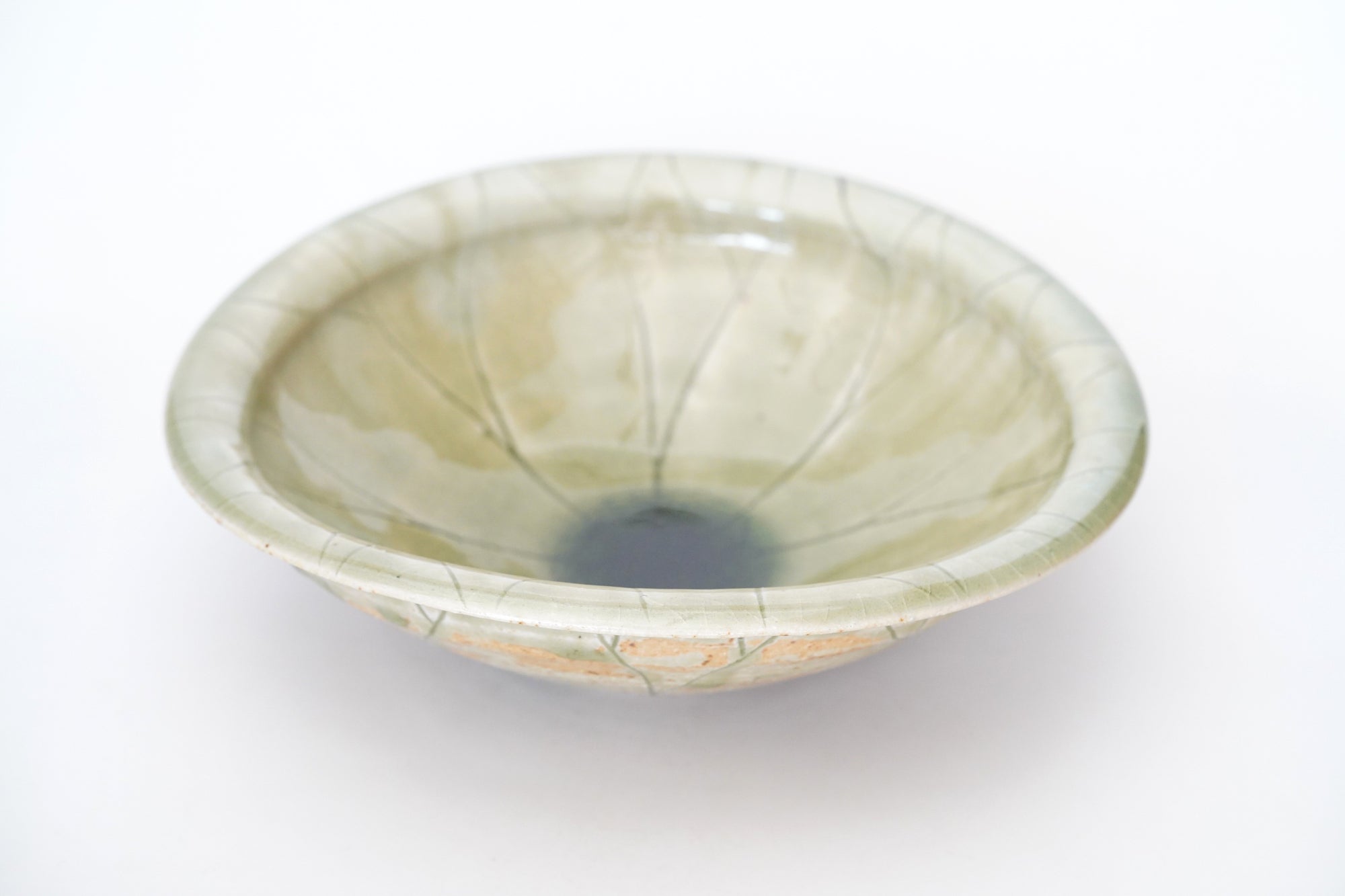 【Shuichi Okamoto】Ao-Karatsu flowered patterned big bowl