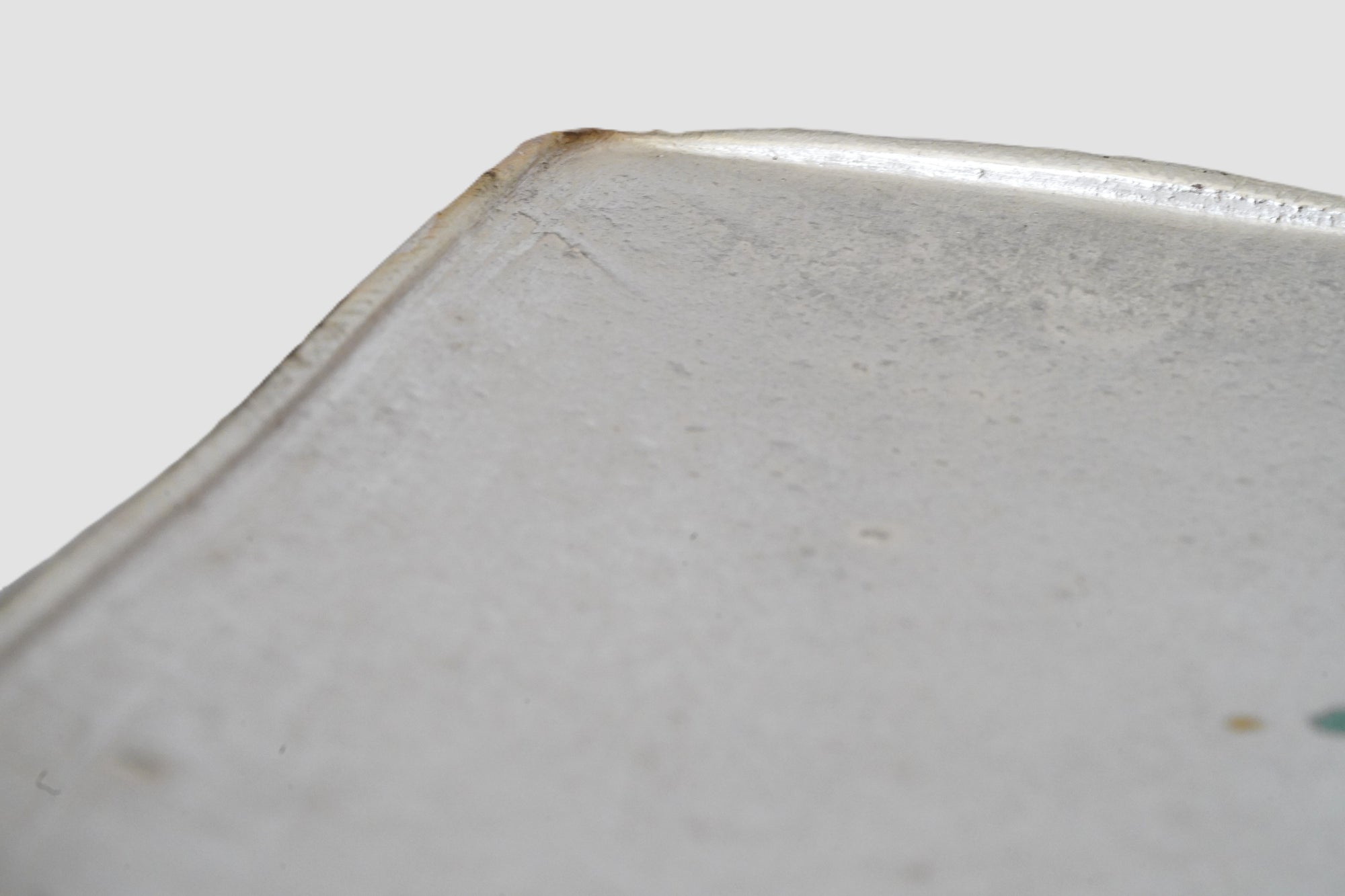 【伊勢崎紳】銀彩叩四方皿　5.5寸