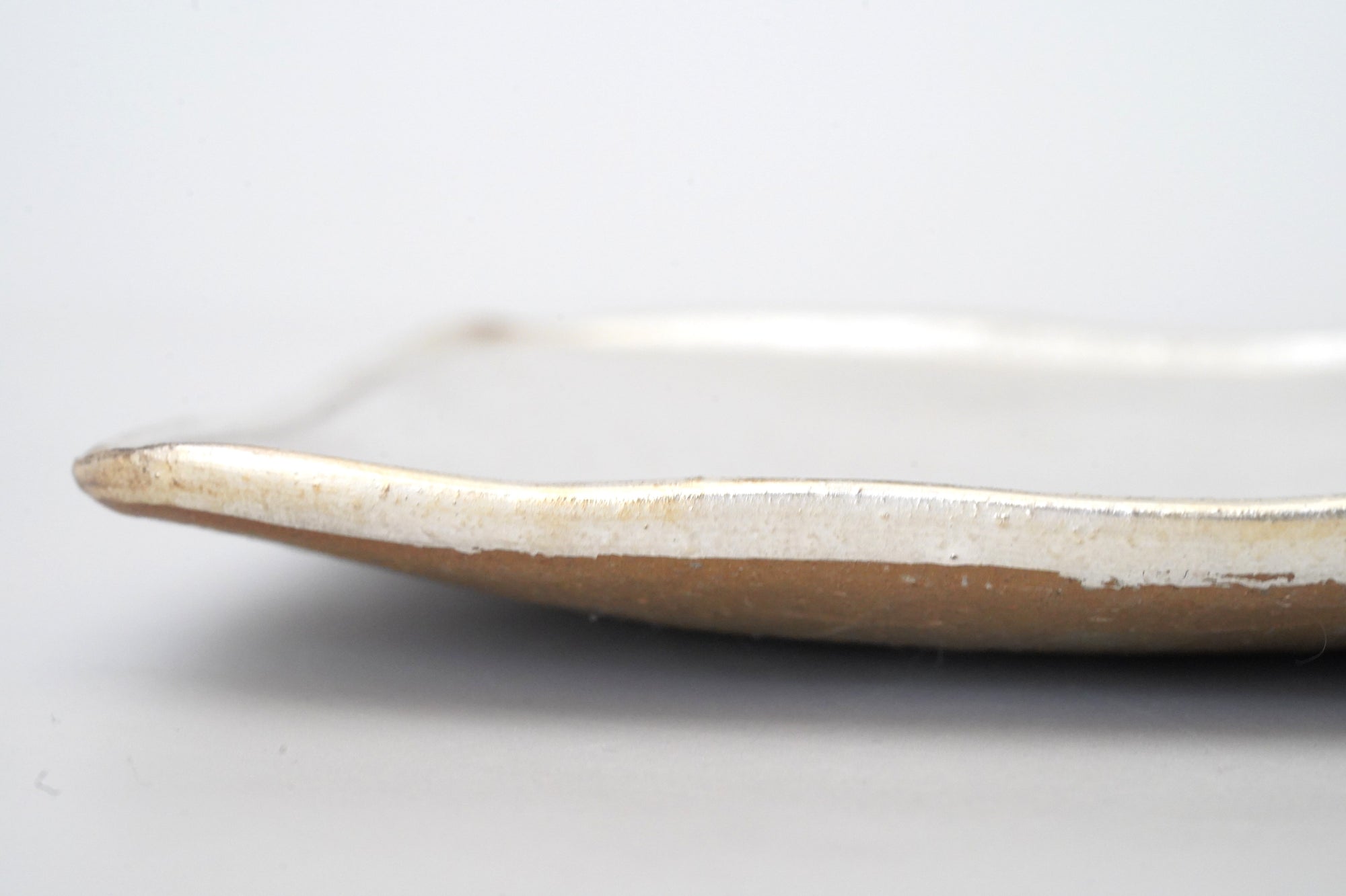 【伊勢崎紳】銀彩叩四方皿　5.5寸