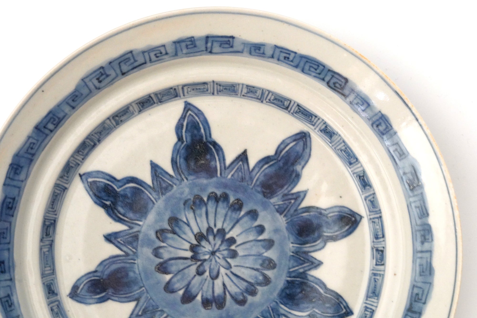 [广野敏彦]旧染菊花雷纹盘