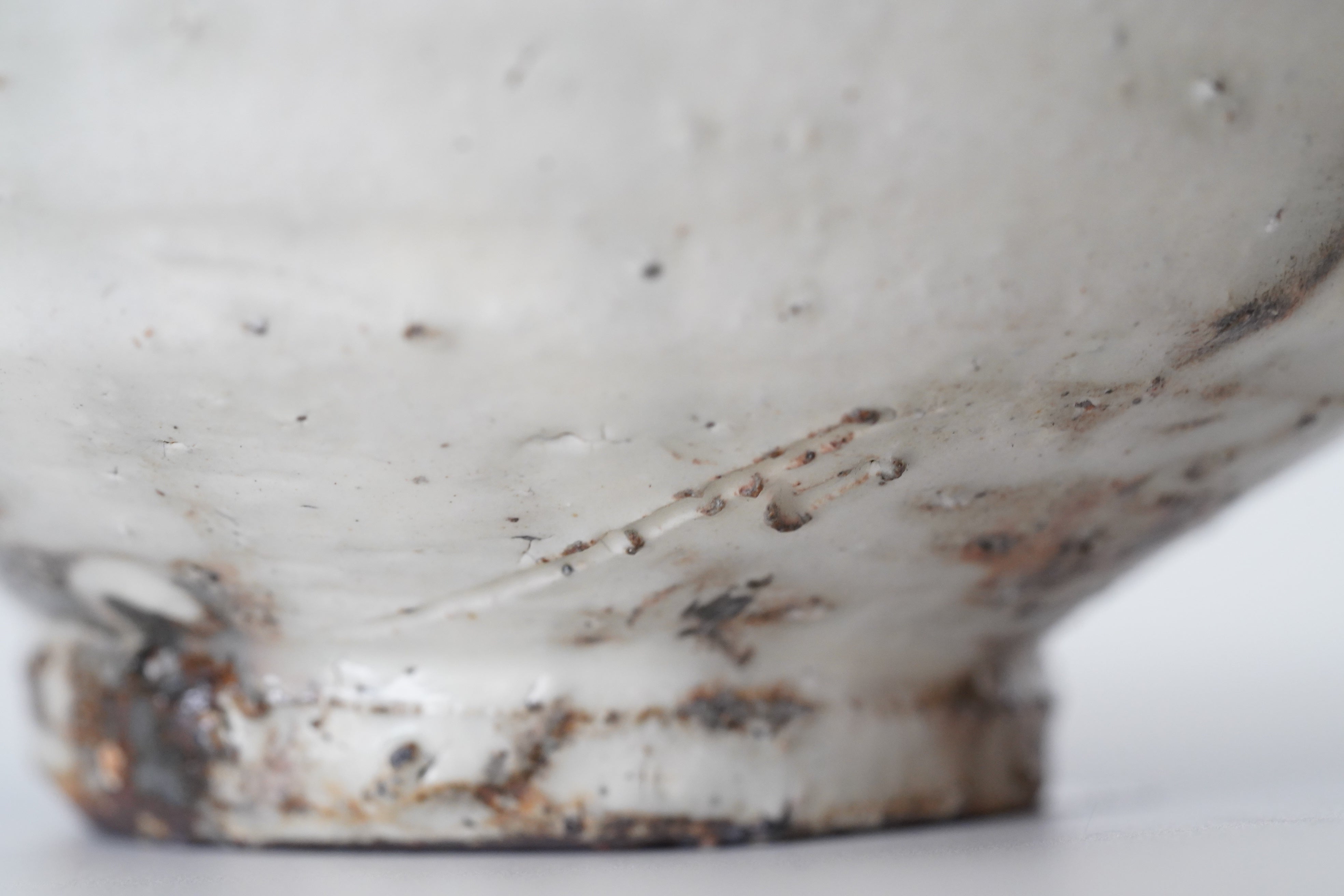 辻村塊】粉引片口 大 – うつわ御結