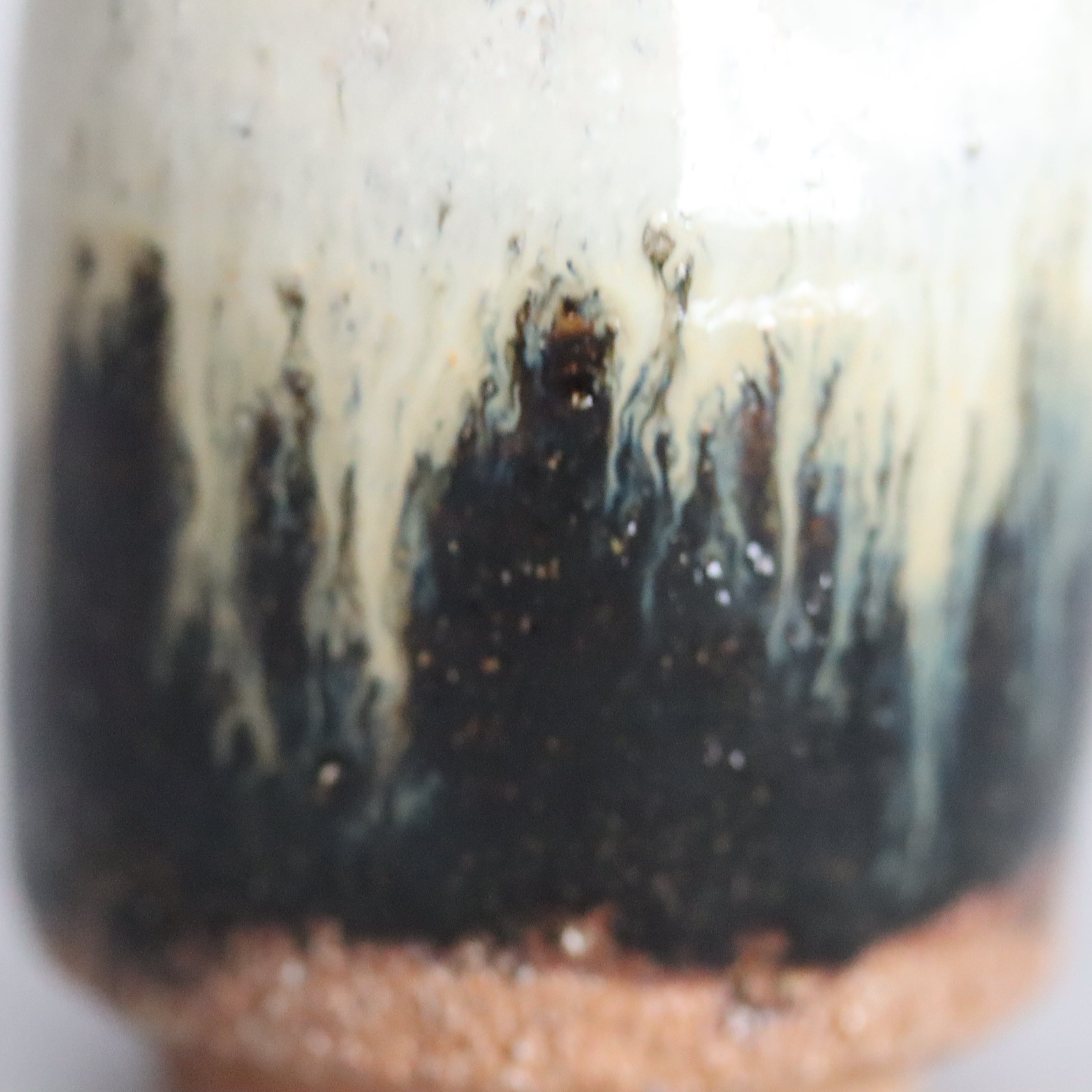 岡本作礼】朝鮮唐津 六角ぐい呑 – うつわ御結