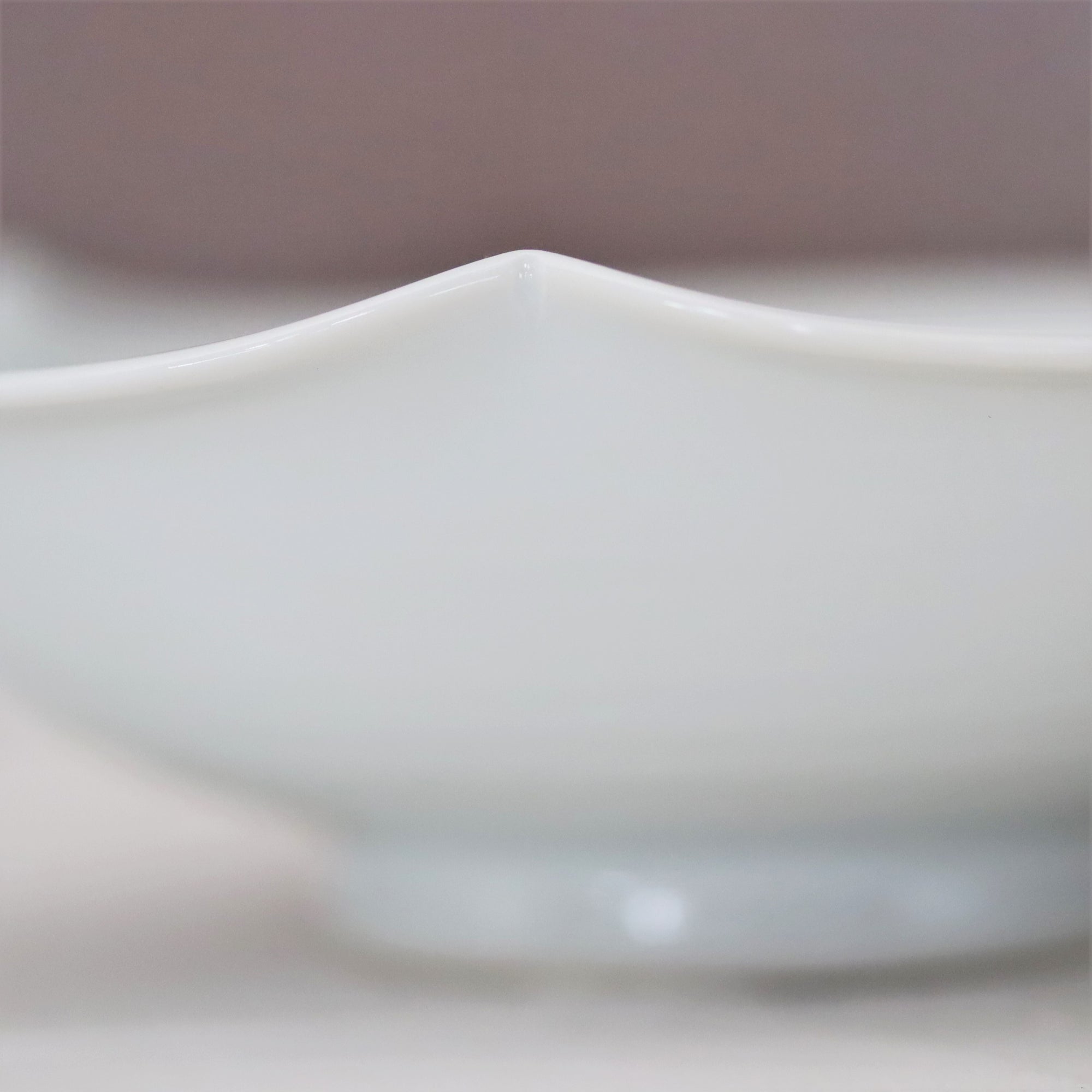 【Masamitsu Kawai】white porcelain round flower shaped small bowl