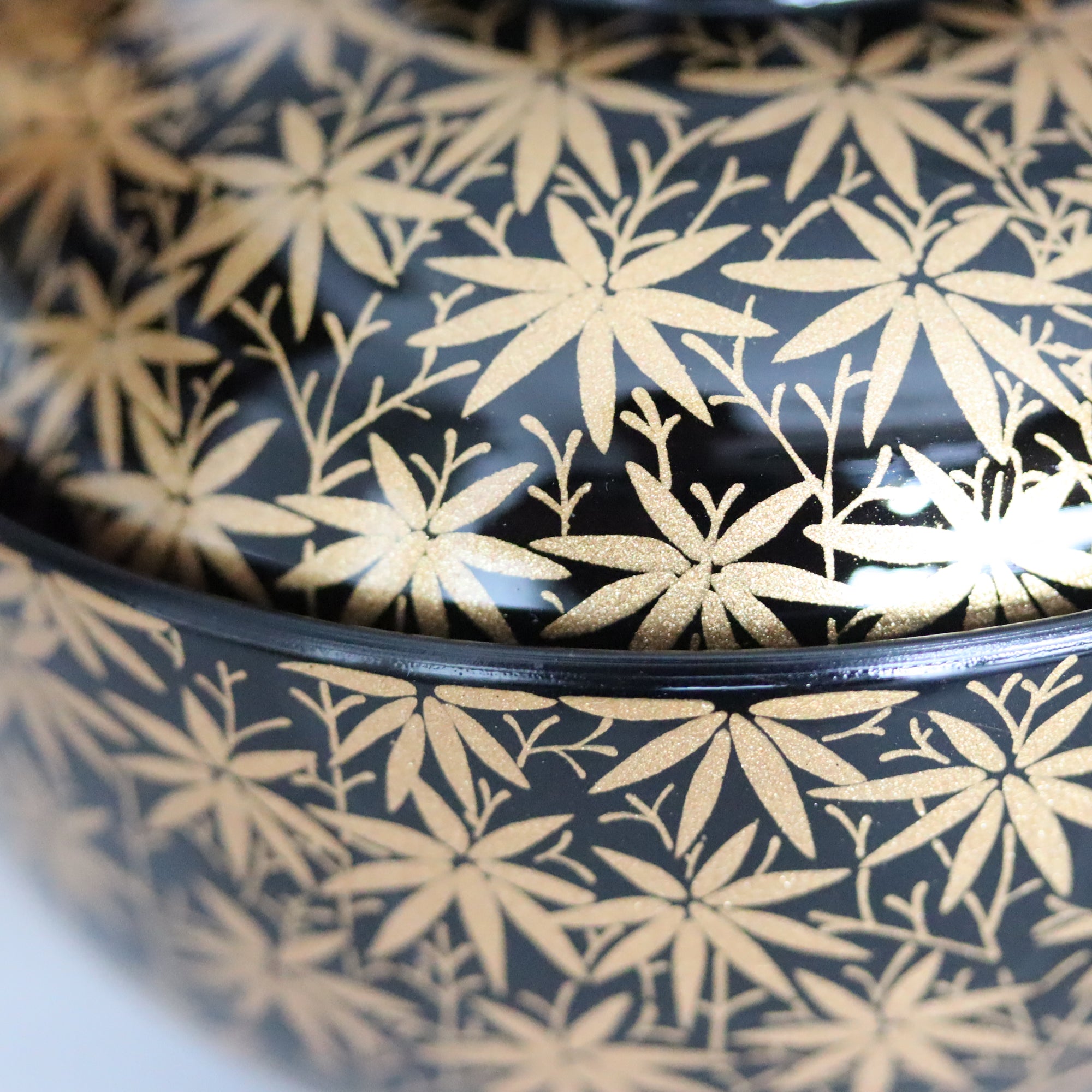 Black bamboo grass patterned Sensai bowl