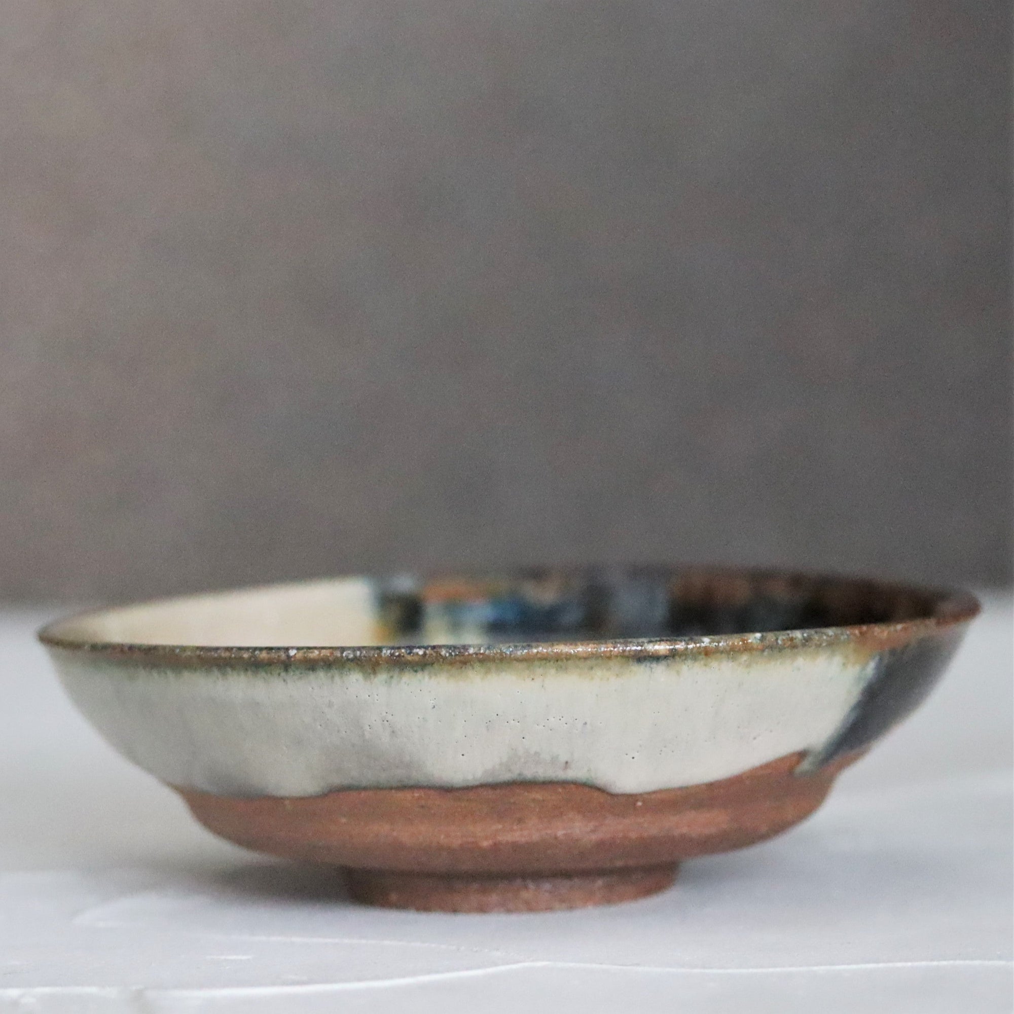 【Sakurei Okamoto】Korean-Garatsu round bowl