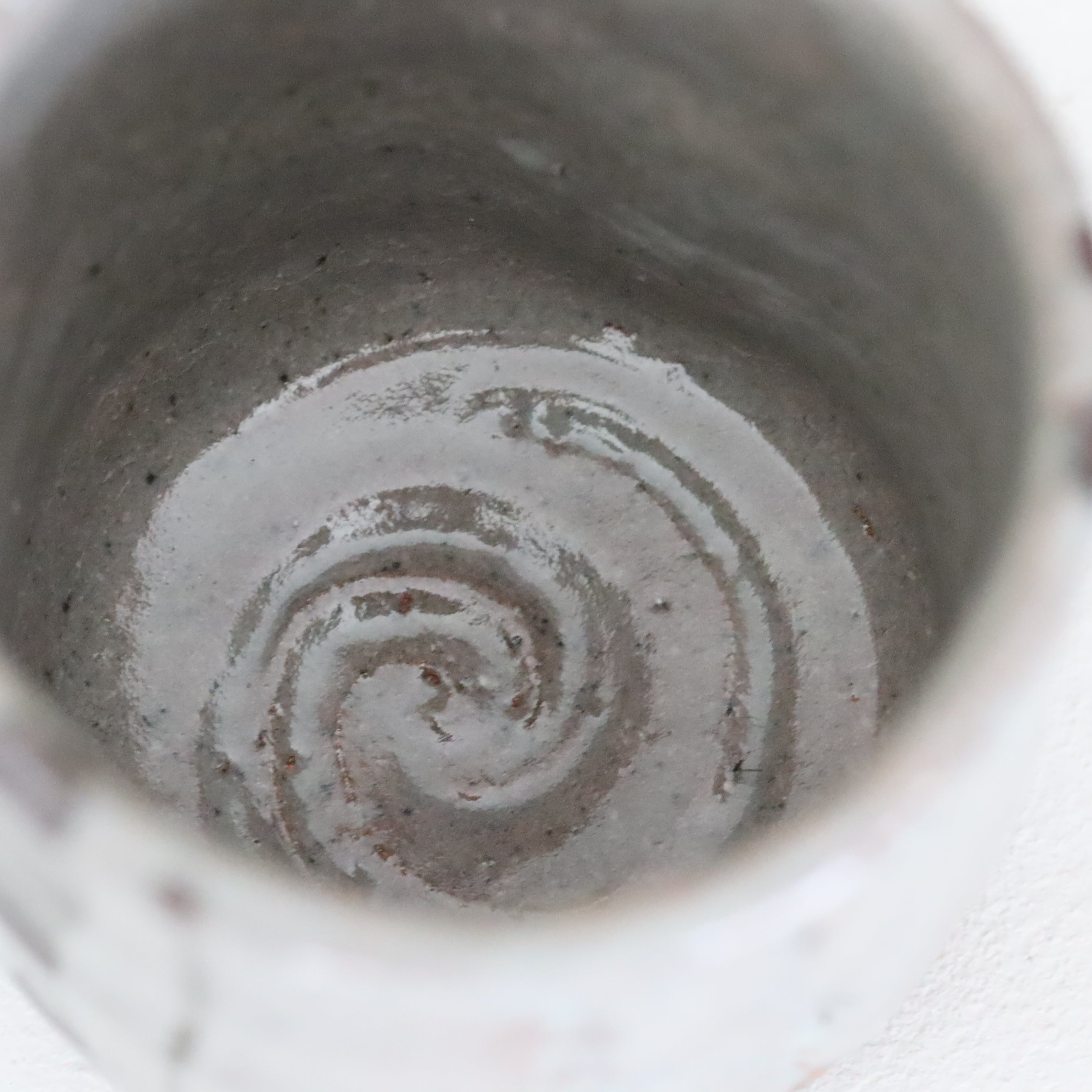 岡本作礼】絵唐津鎬湯呑 – うつわ御結