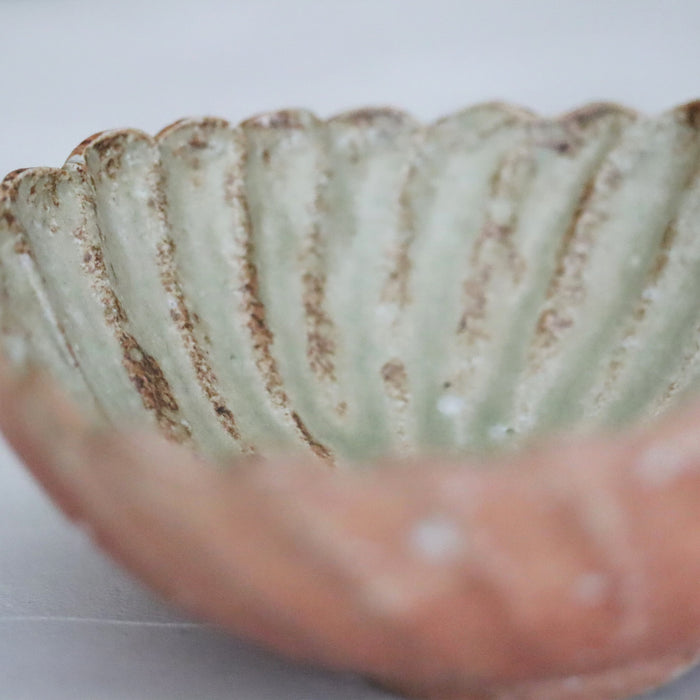 輪花鉢