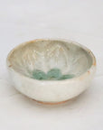 [Yuichi Yukinoura] Ash glaze flower pattern cup