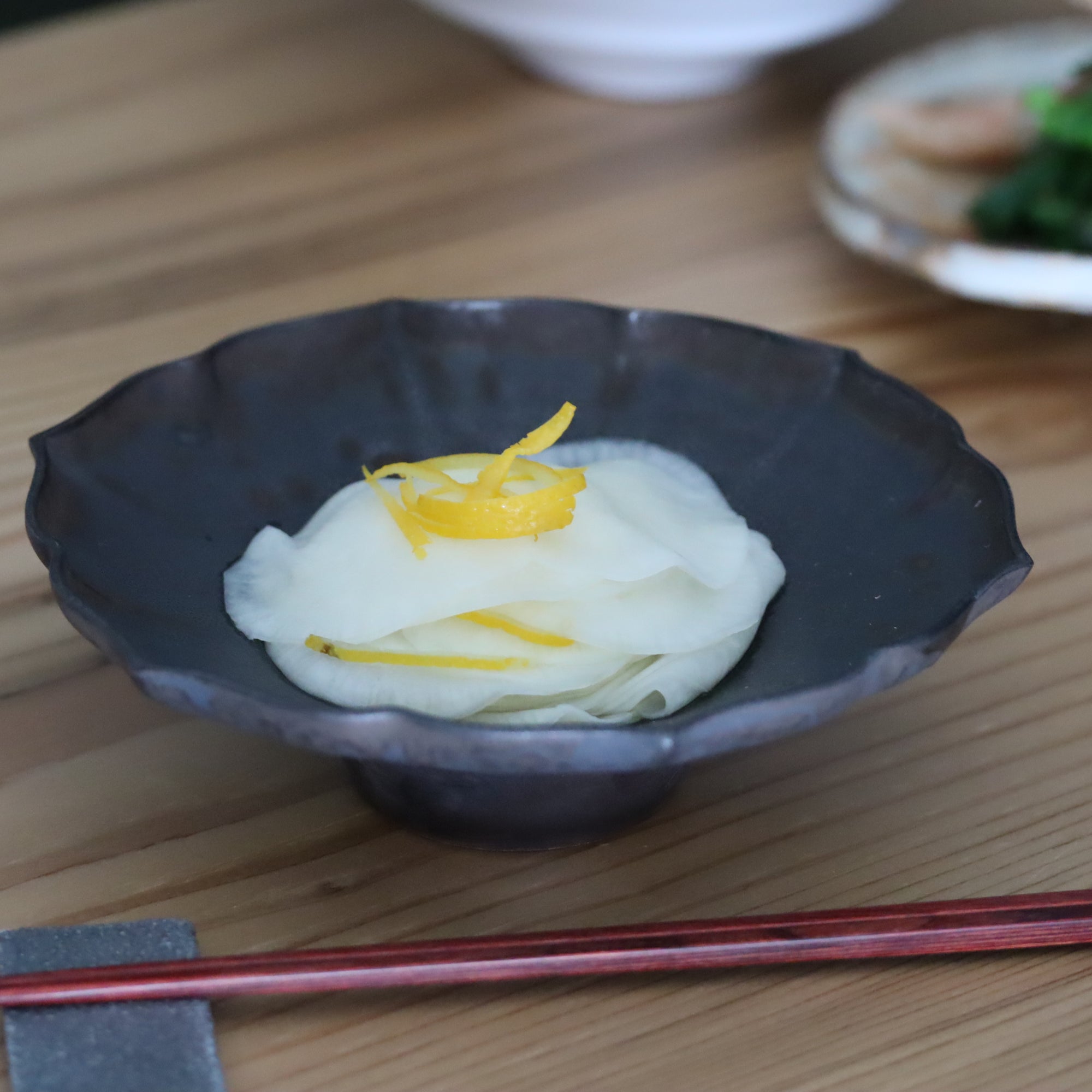 【Hideki Yamamoto】Kuro-yu flower-shaped morning glory bowl Small