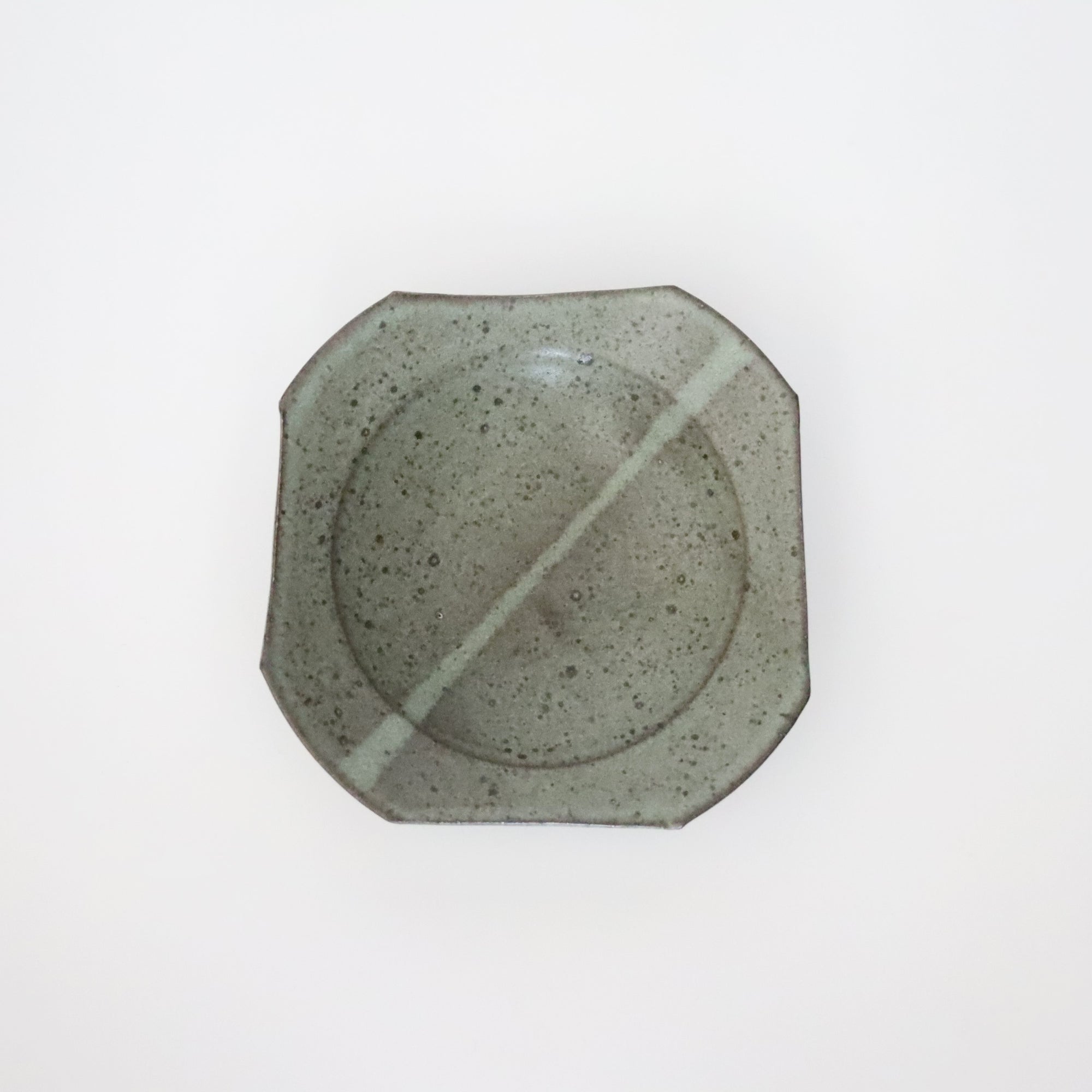 [Shinpei Ido] 方形切割方向的铁釉
