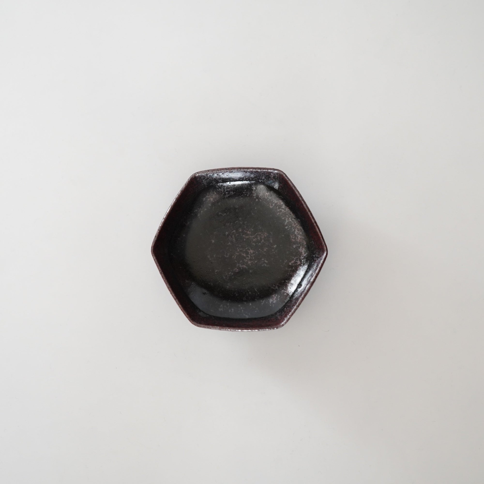 [Kentaro Murayama] Black Karatsu small plate