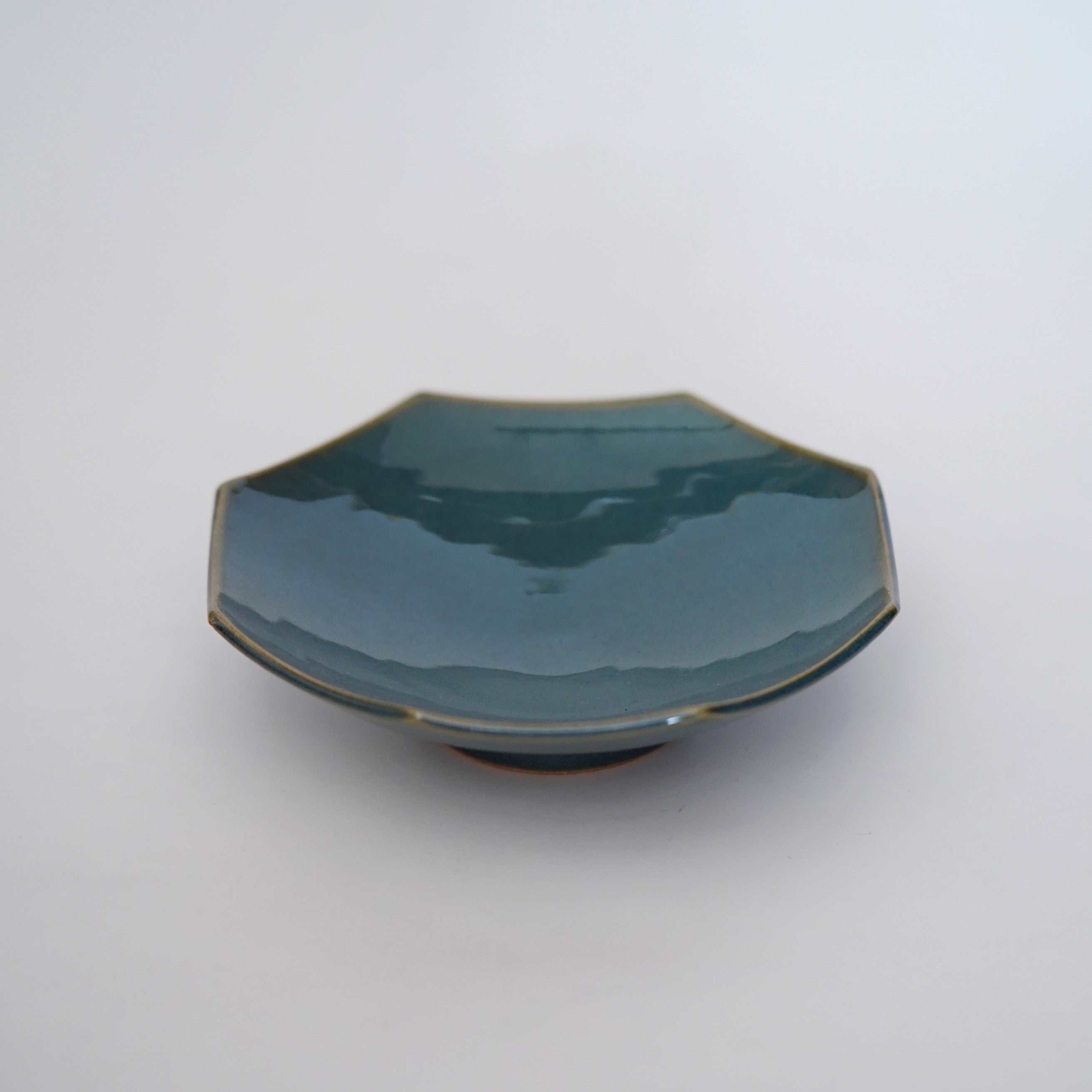 Yukiko Saito】Pale green glazed pasta plate – うつわ御結